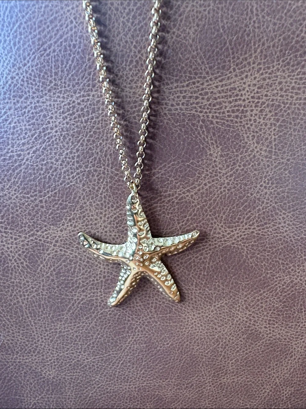 Gold Starfish Pendant Necklace and Earrings Set